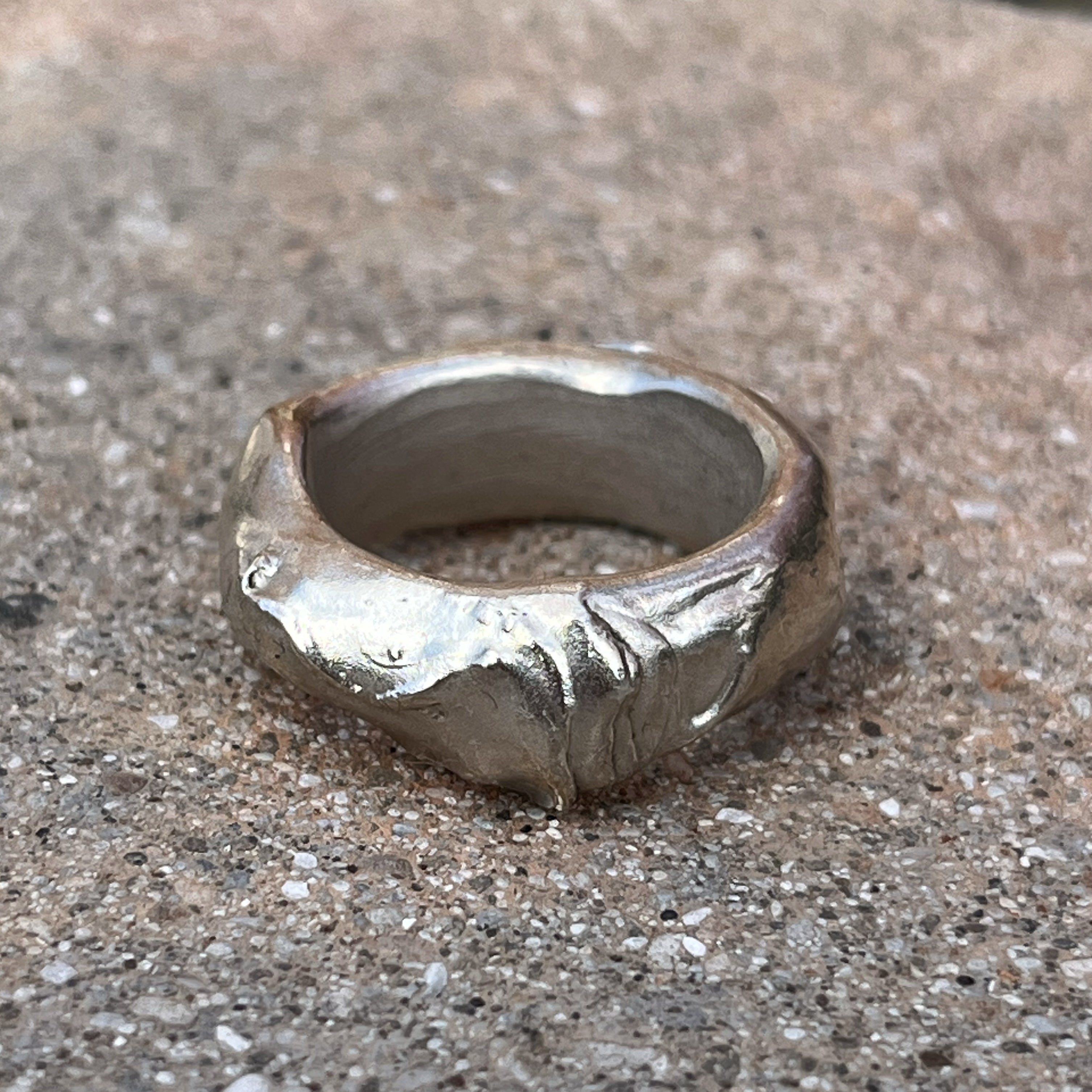 MOLTEN RING
