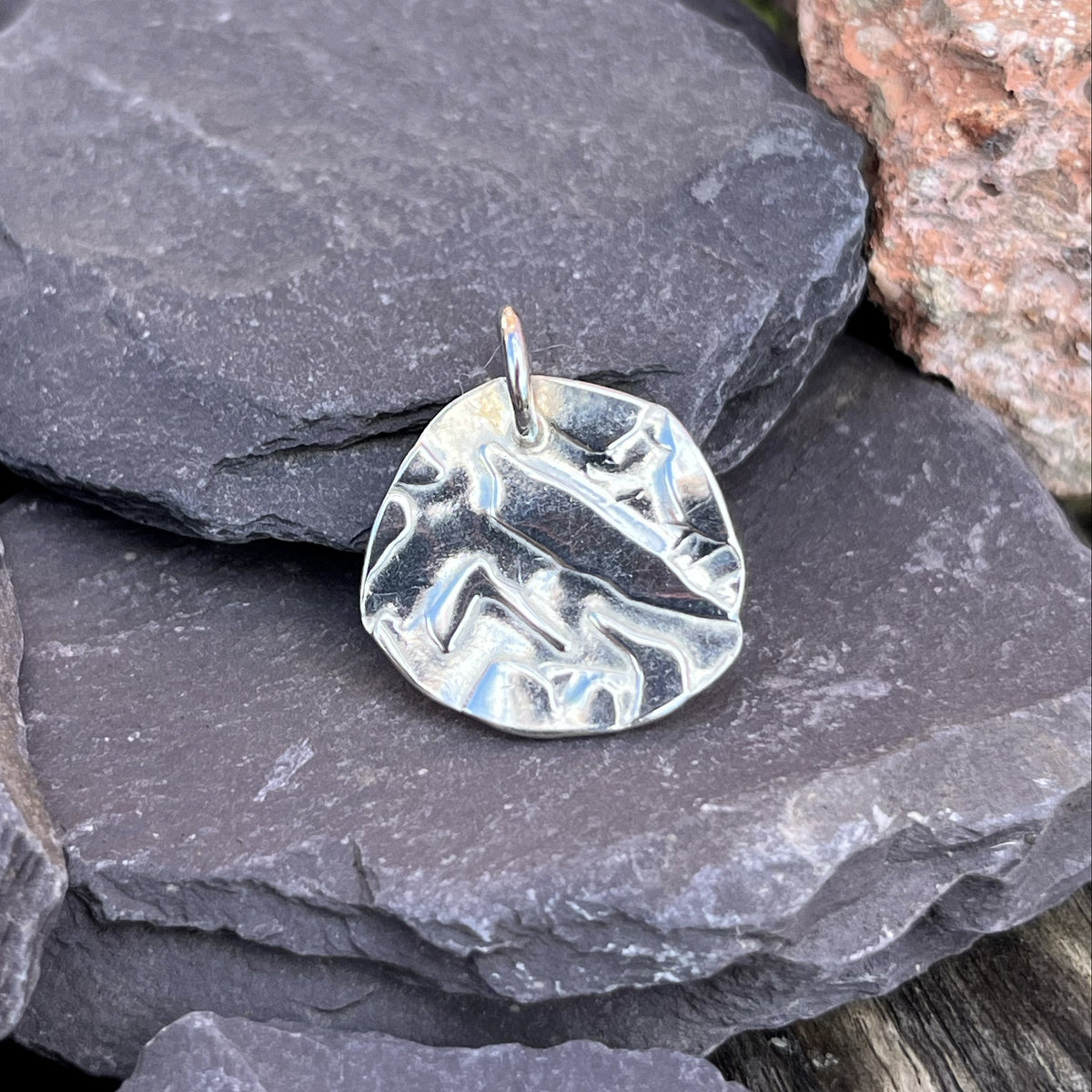 MOSS MEDALLION