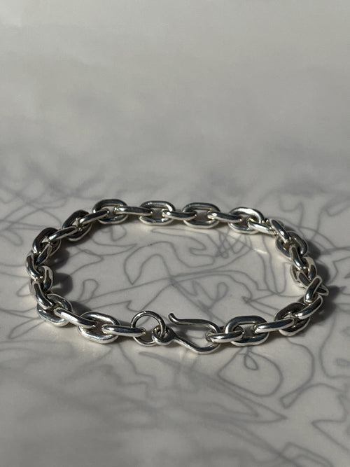 OVAL CHAIN BRACELET