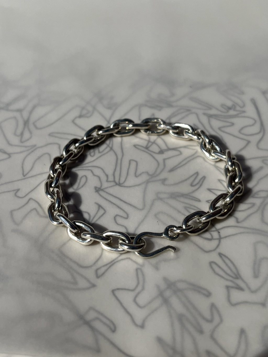 OVAL CHAIN BRACELET