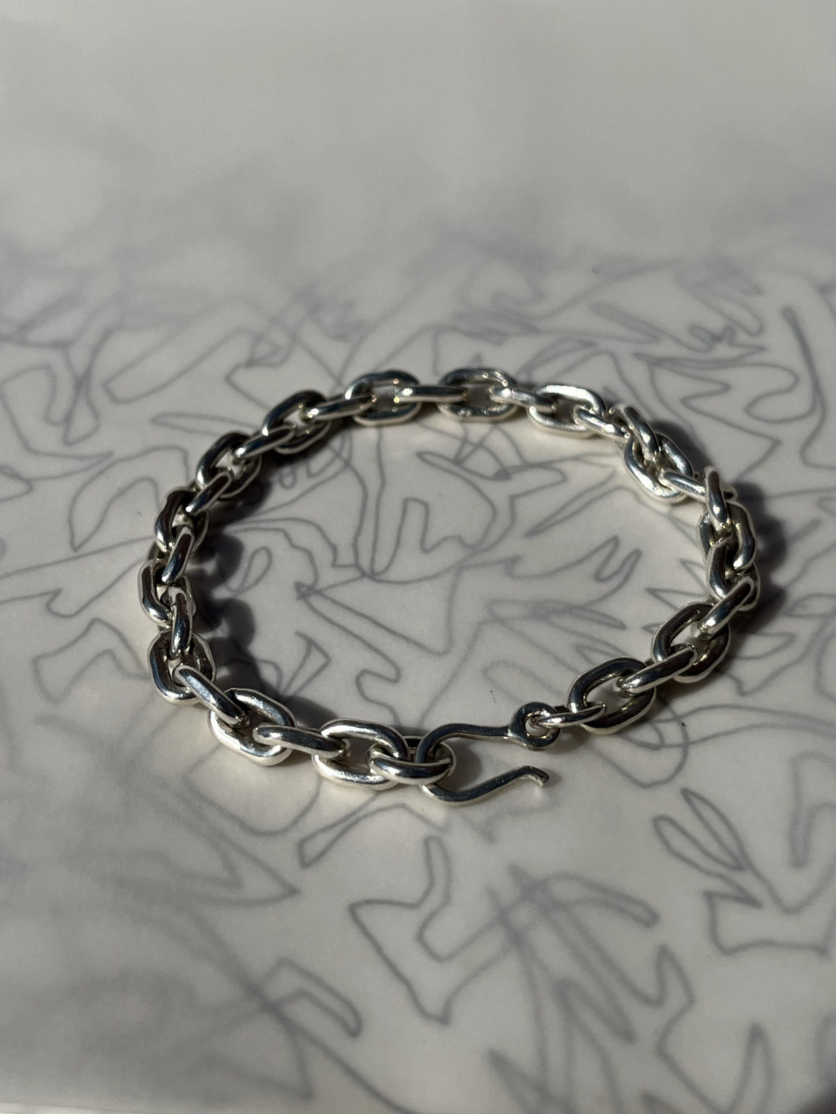 OVAL CHAIN BRACELET