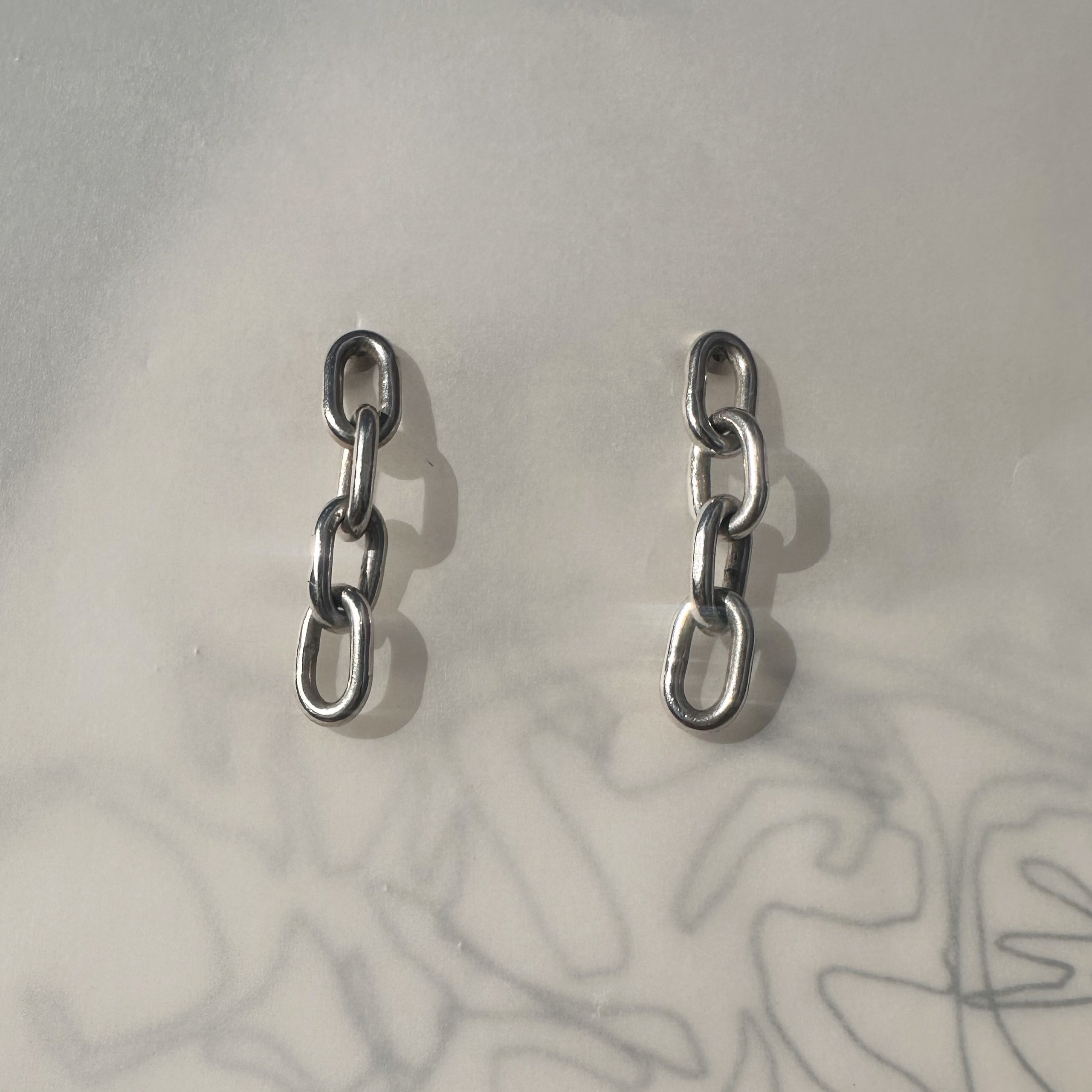 CHUNKY CHAIN STRIP STUDS / 4 LINKS