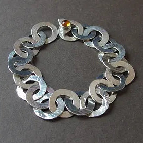 FORGED CHAIN BRACELET WITH GEMSTONE